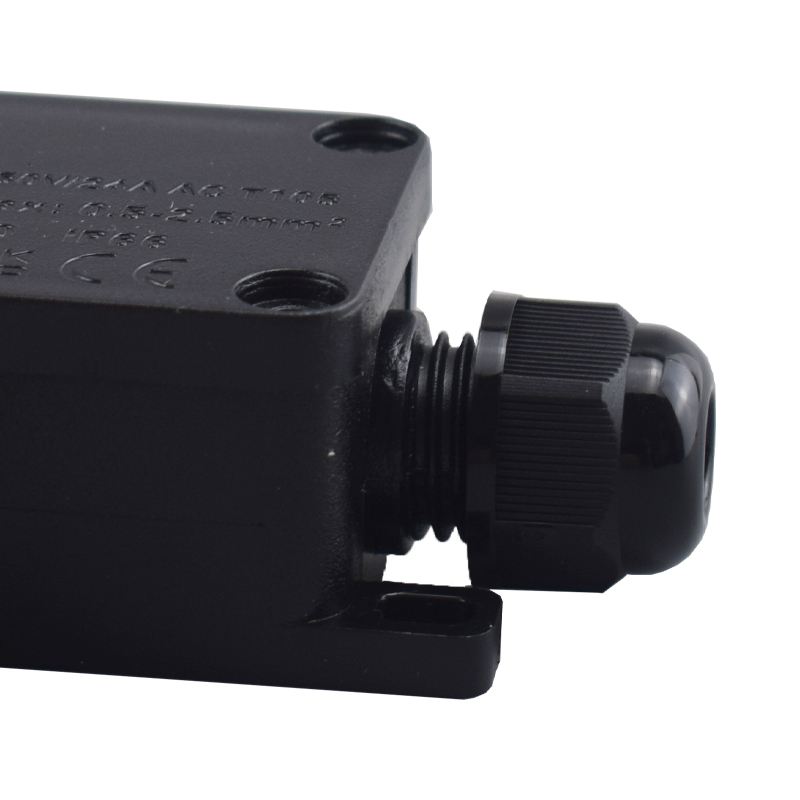 3 Way Outdoor Waterproof IP66  - đánh giá và giá Outdoor Lighting Junction